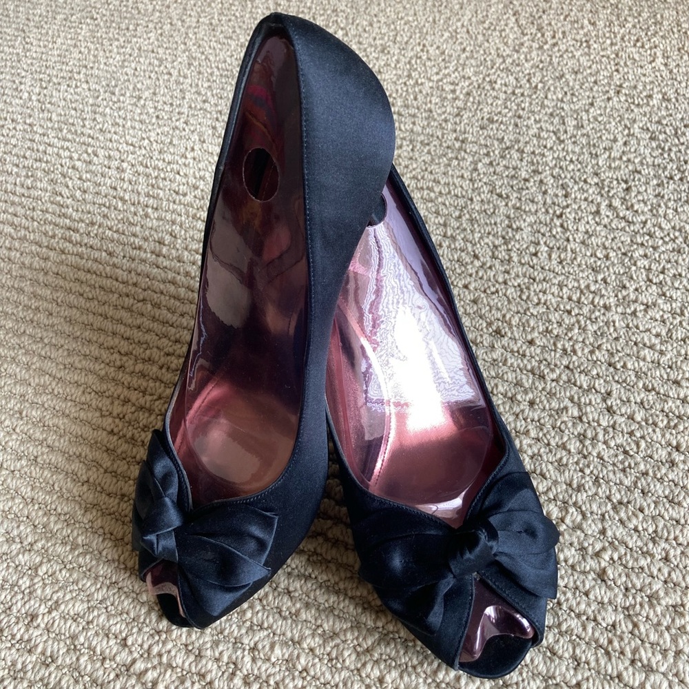 Nina Black Satin Peep-Toe Heels, Size 8
